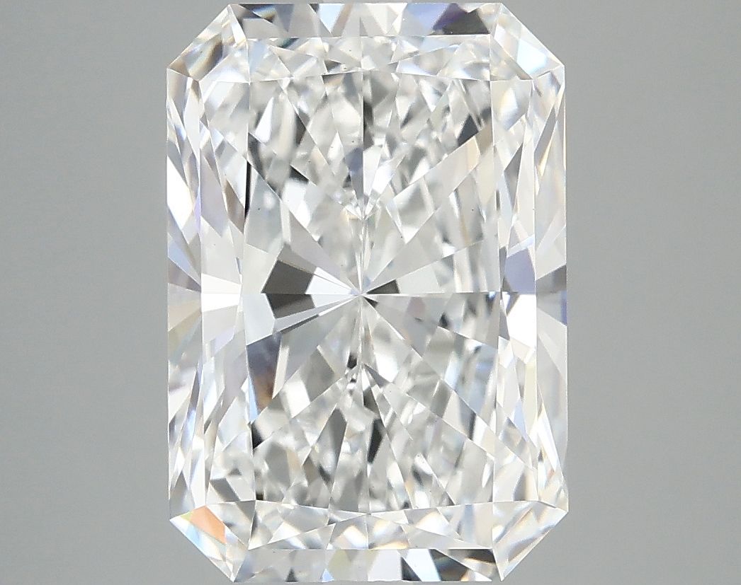 4.93 ct. radiant Lab Grown Diamond front image