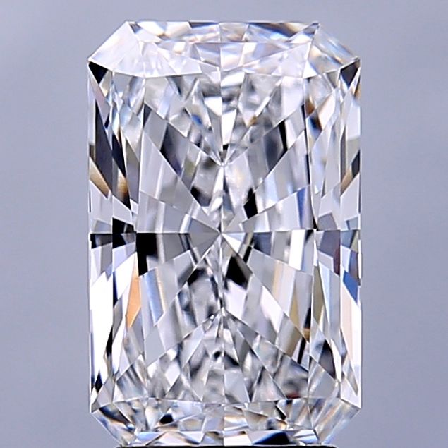 2.74 ct. radiant Lab Grown Diamond front image