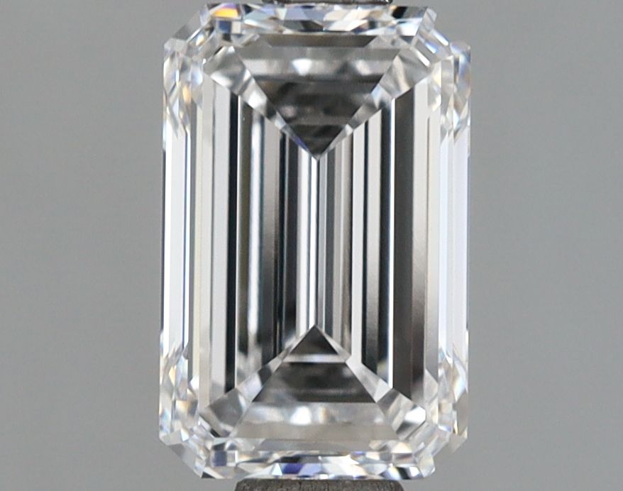1.50 ct. emerald Lab Grown Diamond front image