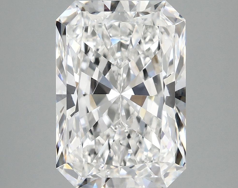 4.08 ct. radiant Lab Grown Diamond front image