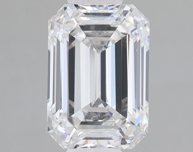 1.52 ct. emerald Lab Grown Diamond front image