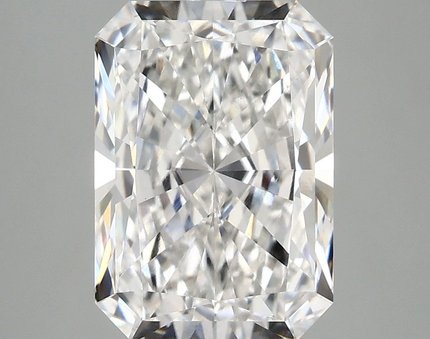 3.08 ct. radiant Lab Grown Diamond front image
