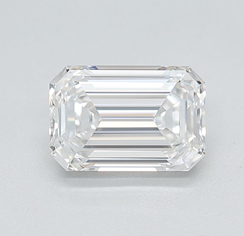 1.05 ct. emerald Lab Grown Diamond front image