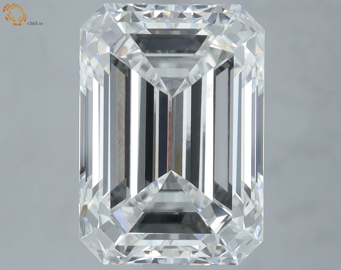 5.31 ct. emerald Lab Grown Diamond front image