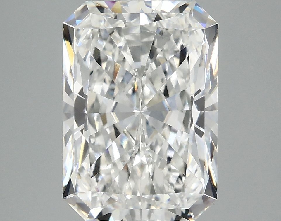 4.03 ct. radiant Lab Grown Diamond front image
