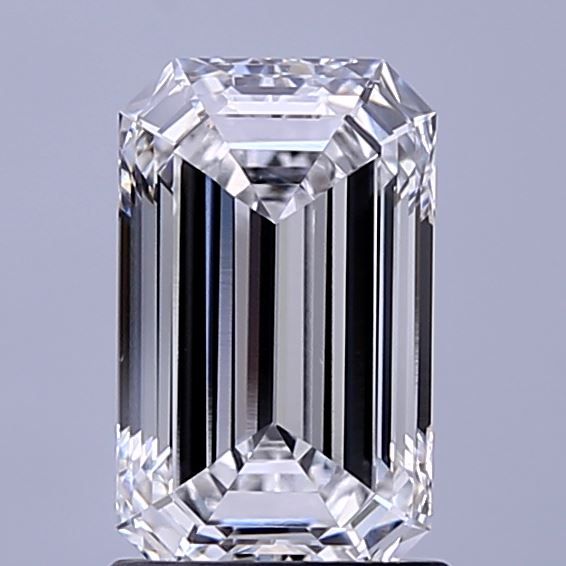 1.63 ct. emerald Lab Grown Diamond front image