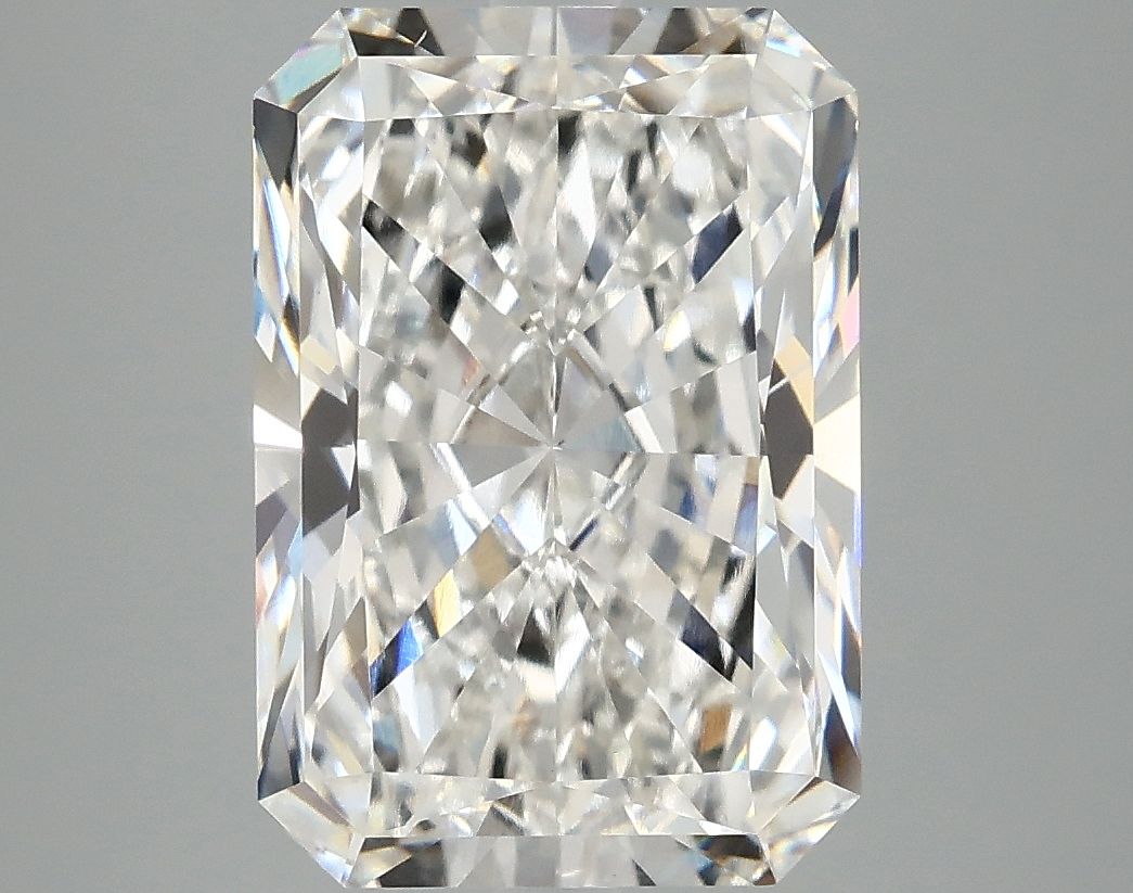5.01 ct. radiant Lab Grown Diamond front image