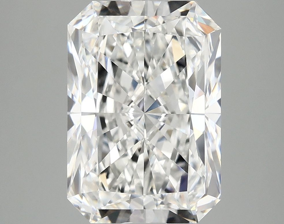 3.90 ct. radiant Lab Grown Diamond front image