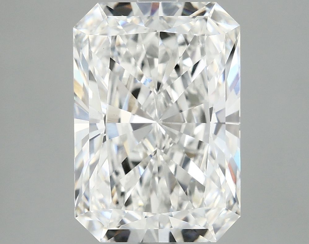 3.88 ct. radiant Lab Grown Diamond front image