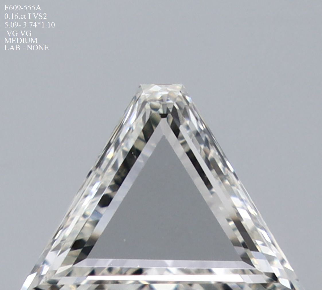 0.16ct Half Moon I VS2