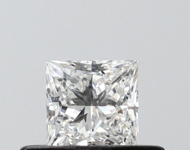 0.32ct Princess diamond