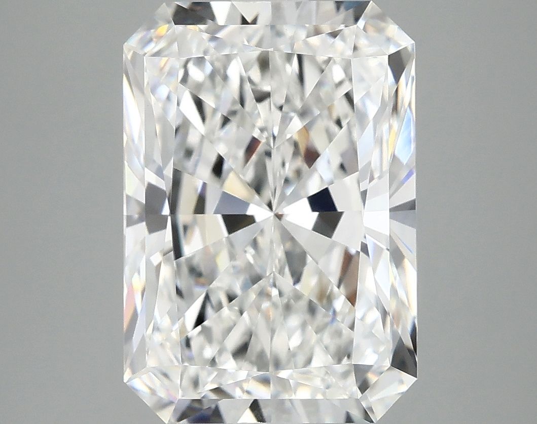 5.02 ct. radiant Lab Grown Diamond front image