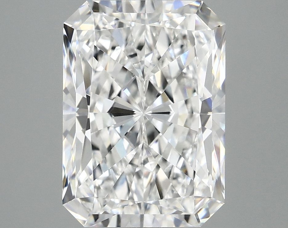 3.91 ct. radiant Lab Grown Diamond front image
