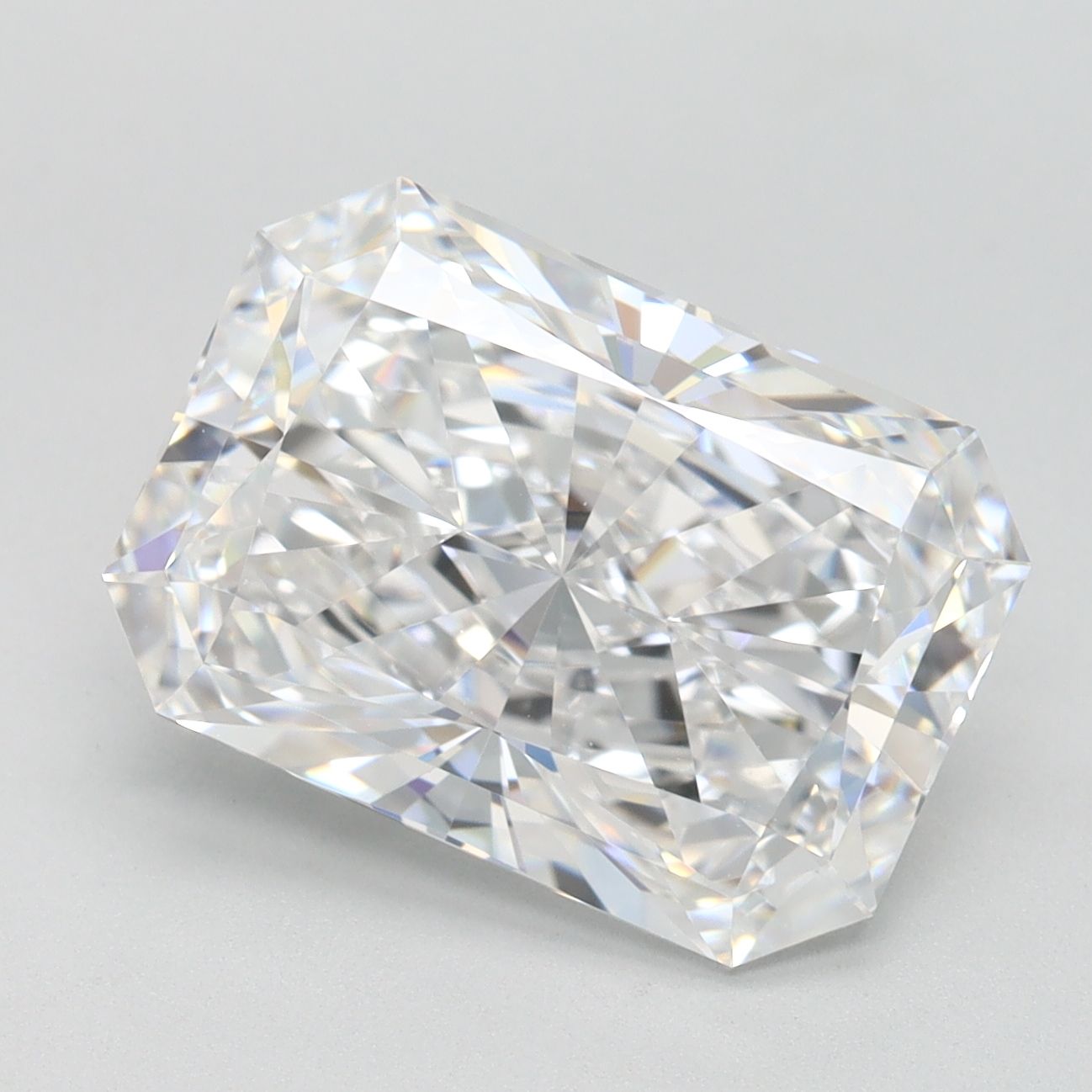 4.48 ct. radiant Lab Grown Diamond front image