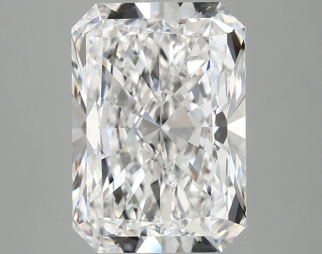 5.09 ct. radiant Lab Grown Diamond front image