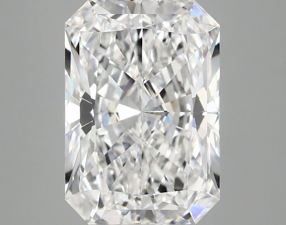 4.19 ct. radiant Lab Grown Diamond front image