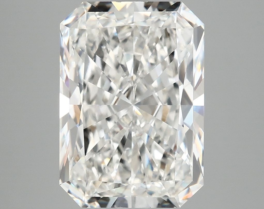 4.95 ct. radiant Lab Grown Diamond front image