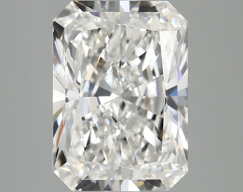3.08 ct. radiant Lab Grown Diamond front image