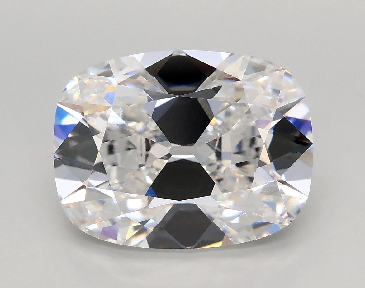 3.85 ct Cushion lab_grown_diamond
