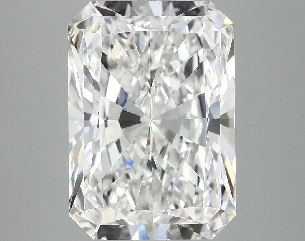 4.90 ct. radiant Lab Grown Diamond front image
