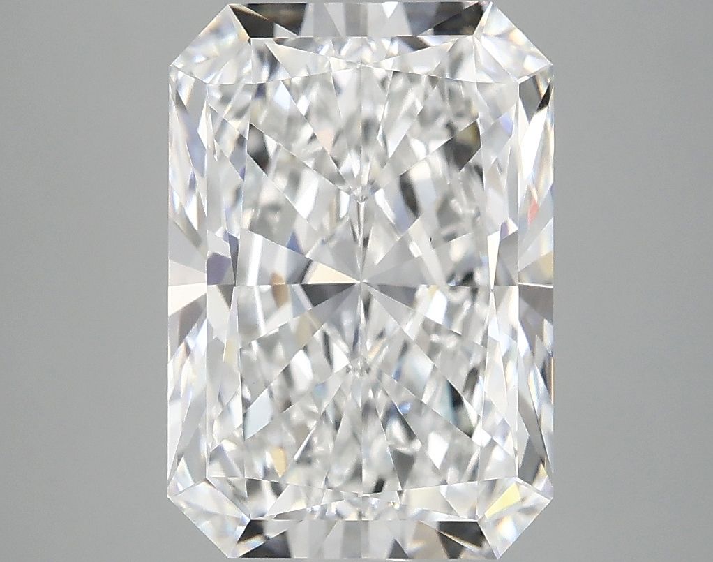 4.61 ct. radiant Lab Grown Diamond front image