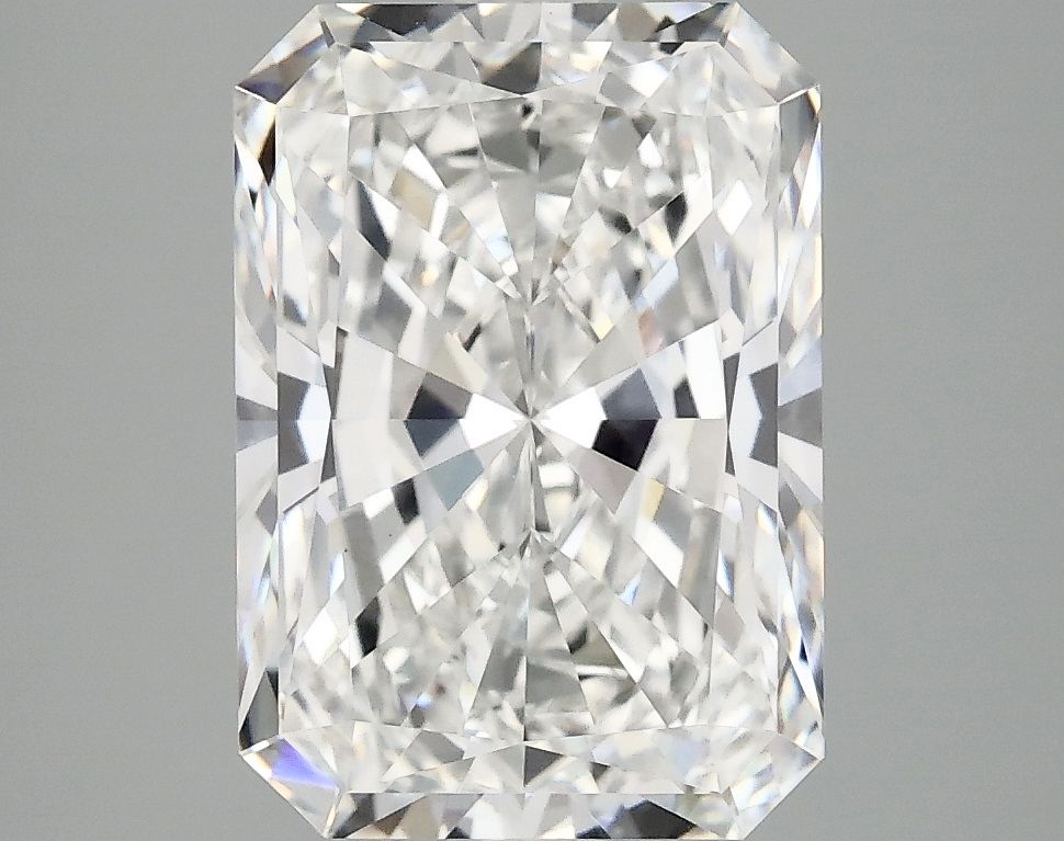 4.17 ct. radiant Lab Grown Diamond front image