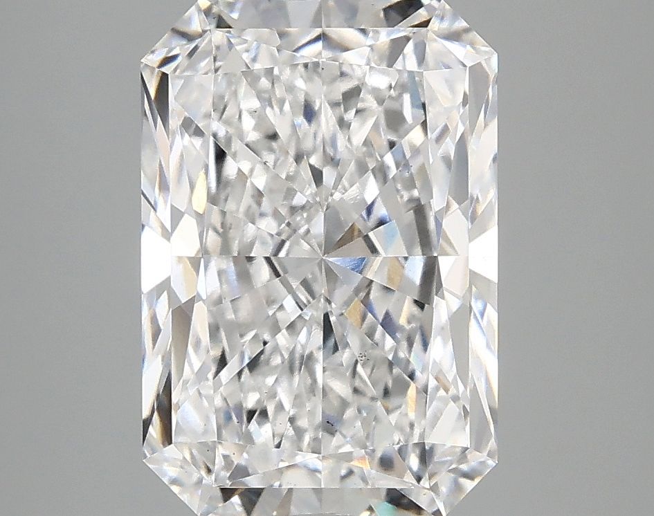 3.62 ct. radiant Lab Grown Diamond front image