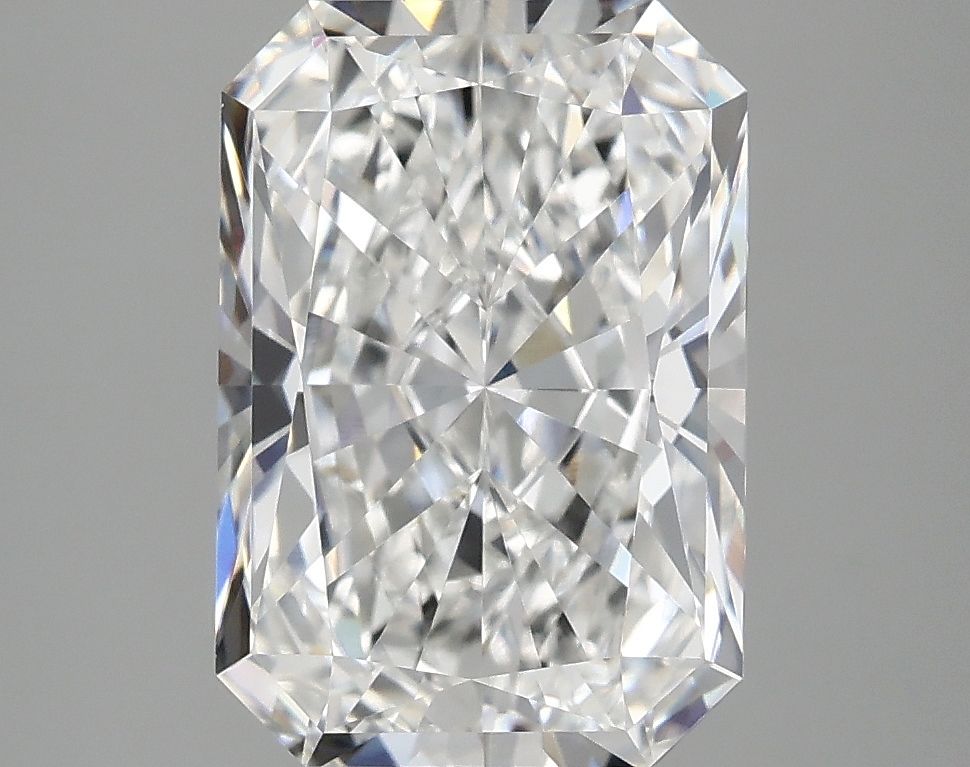 3.93 ct. radiant Lab Grown Diamond front image