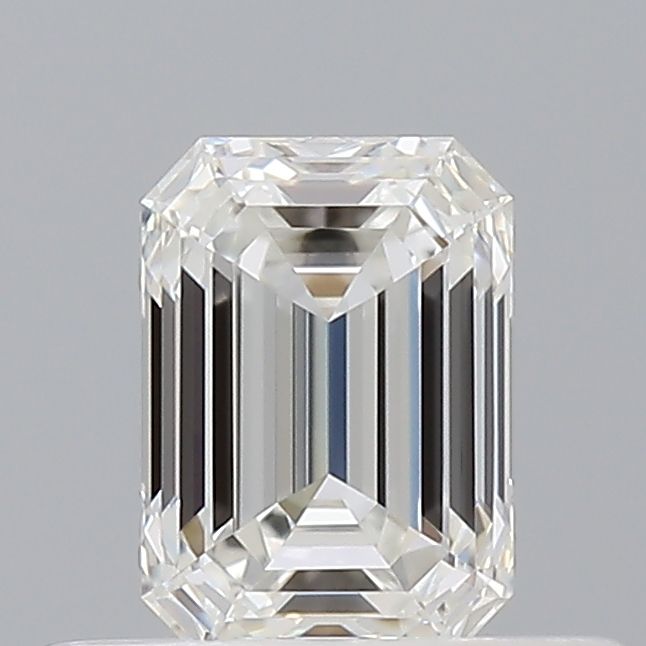 0.51 ct Emerald diamond