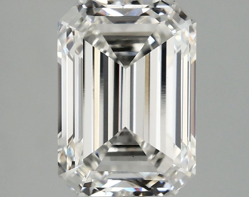 3.2 carat f VS1 EX Cut IGI emerald diamond