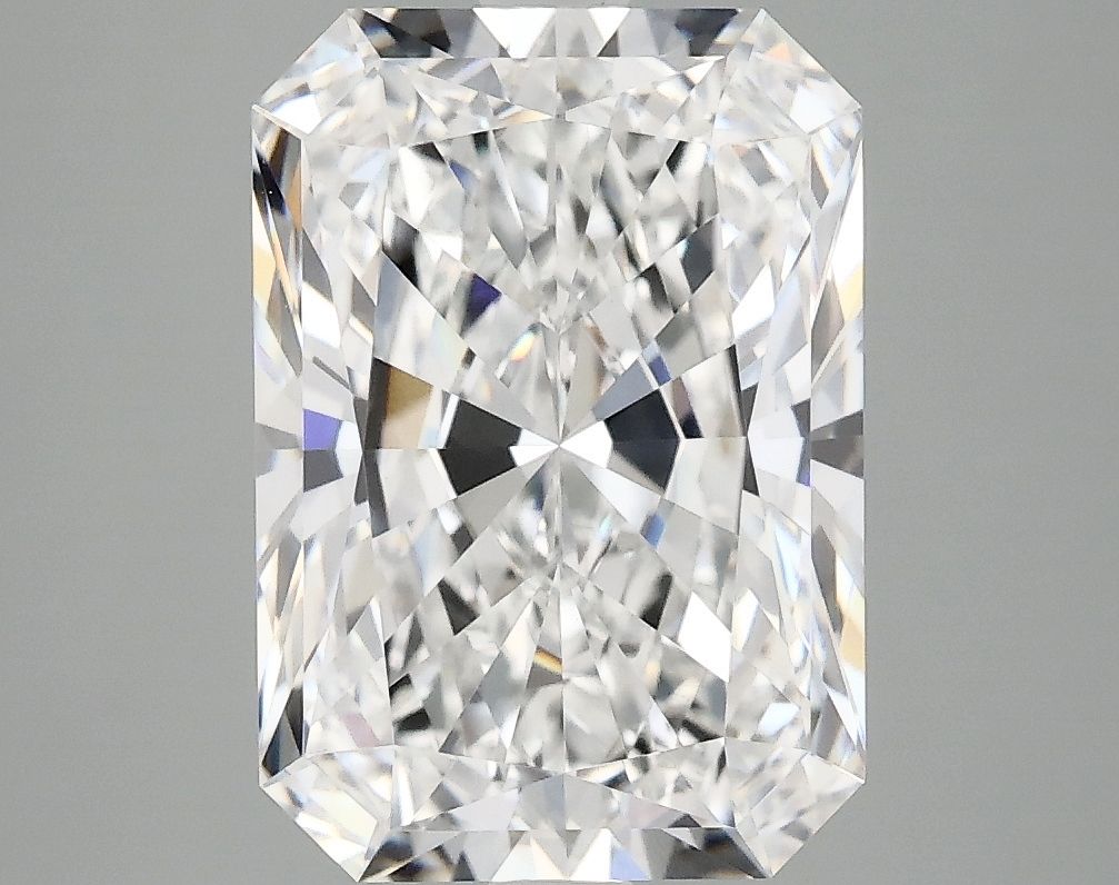 4.19 ct. radiant Lab Grown Diamond front image