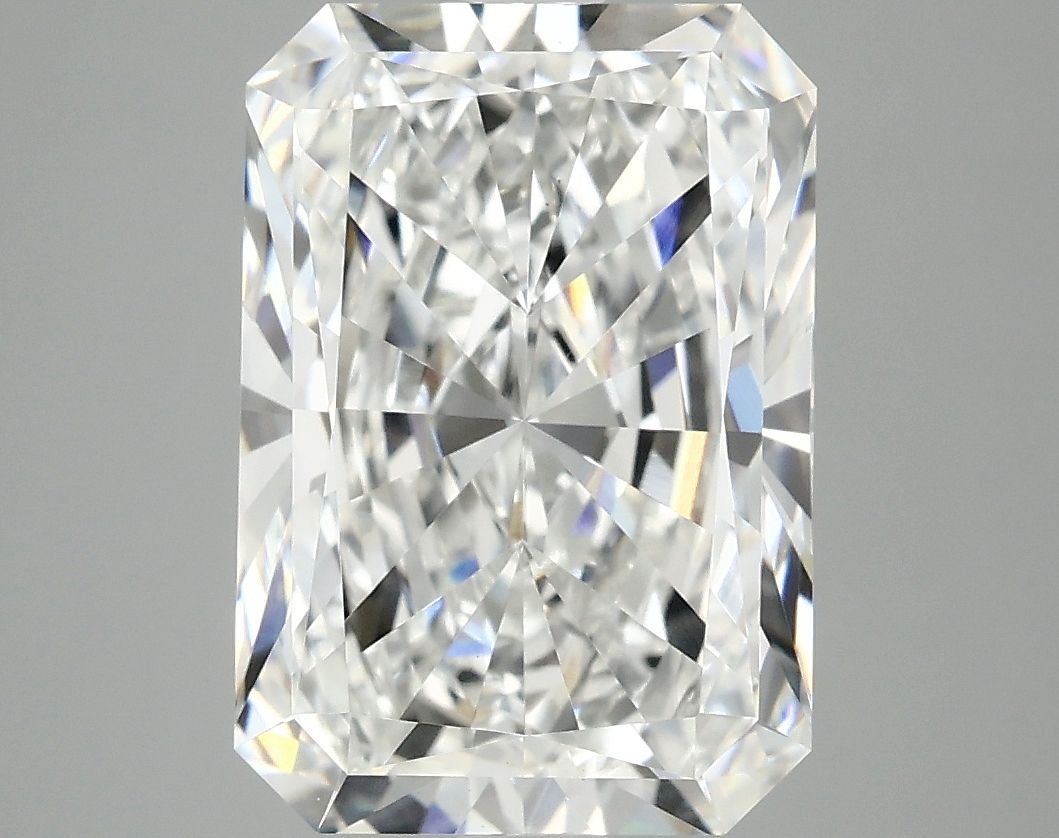 4.75 ct. radiant Lab Grown Diamond front image