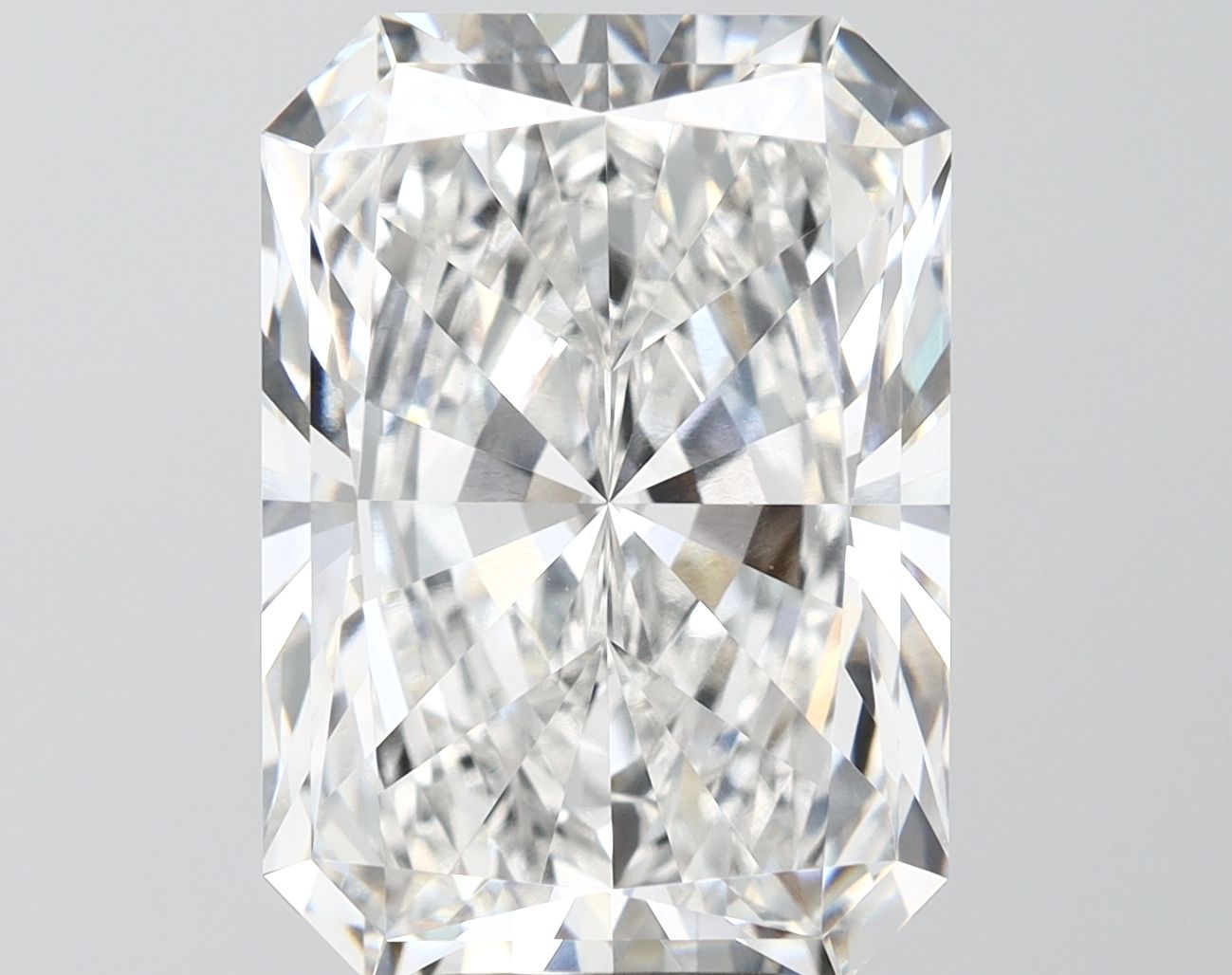 9.57 ct. radiant Lab Grown Diamond front image