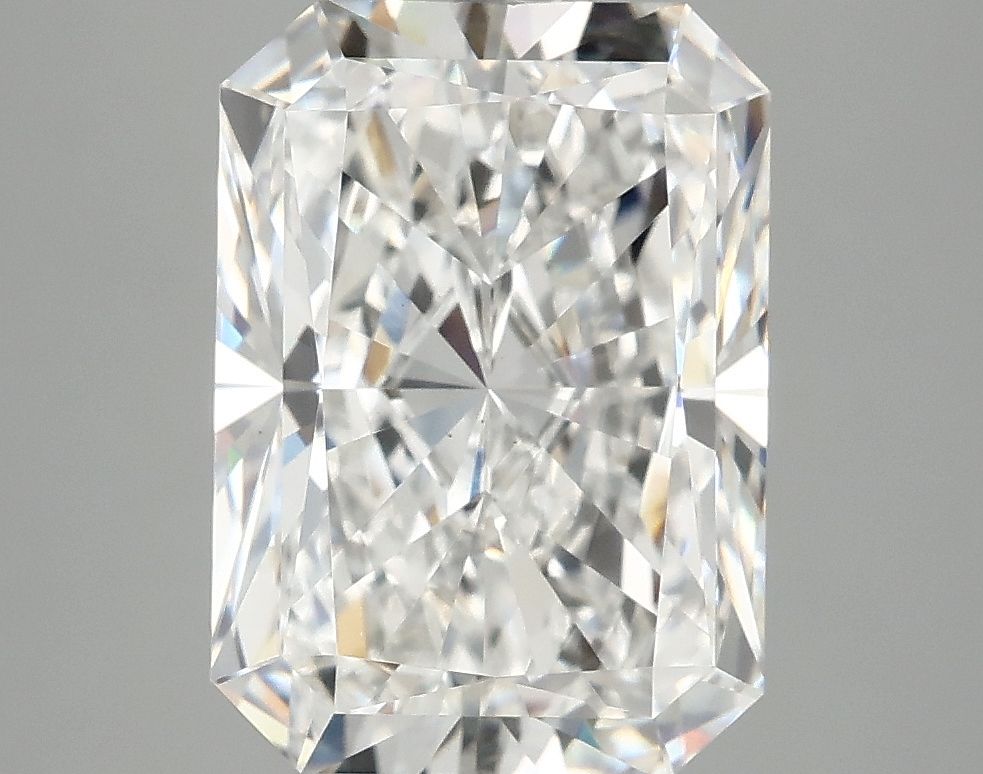 4.88 ct. radiant Lab Grown Diamond front image