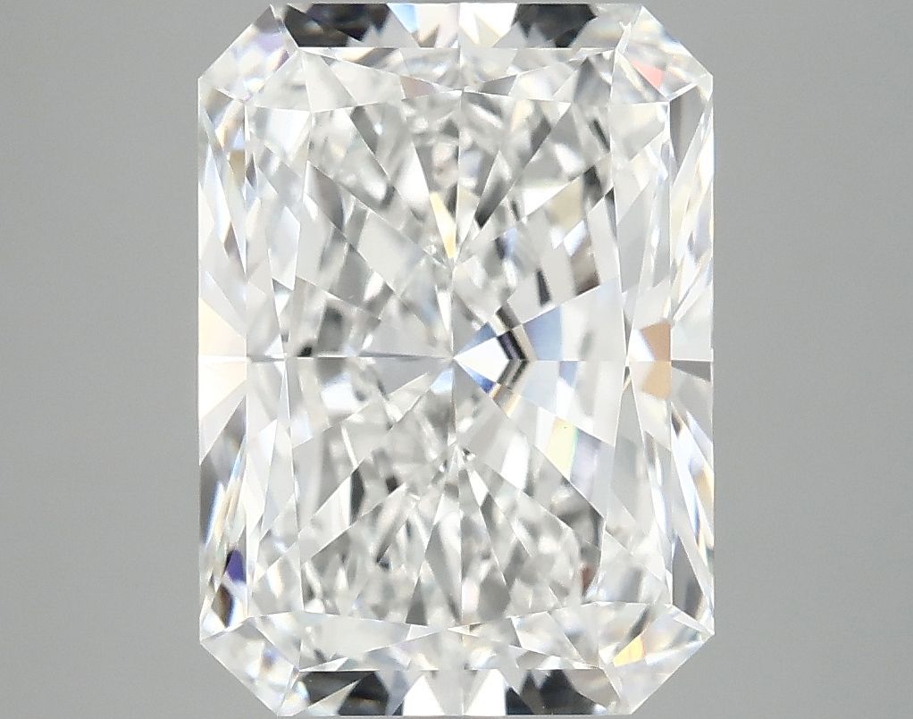 4.95 ct. radiant Lab Grown Diamond front image