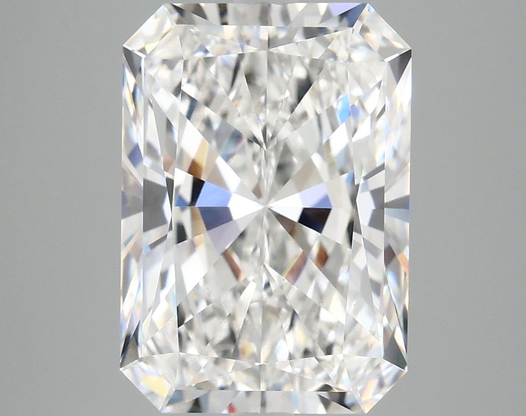 5.07 ct. radiant Lab Grown Diamond front image