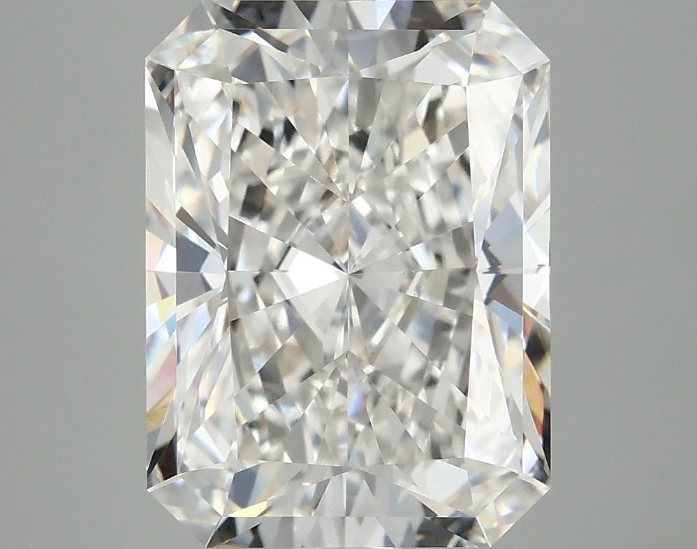 5.07 ct. radiant Lab Grown Diamond front image