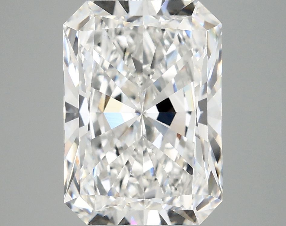 4.05 ct. radiant Lab Grown Diamond front image