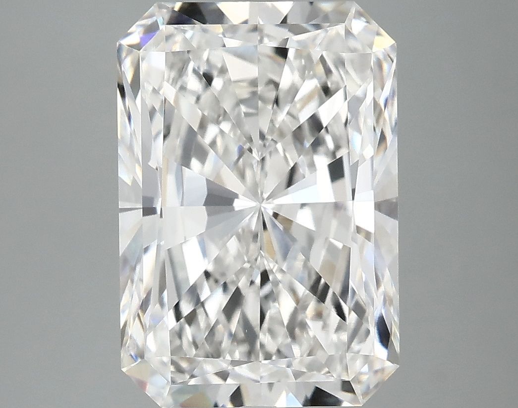 4.91 ct. radiant Lab Grown Diamond front image