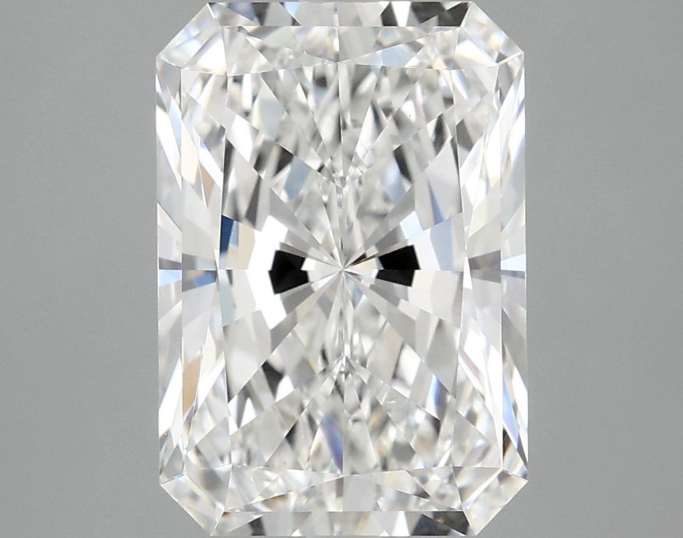 3.89 ct. radiant Lab Grown Diamond front image