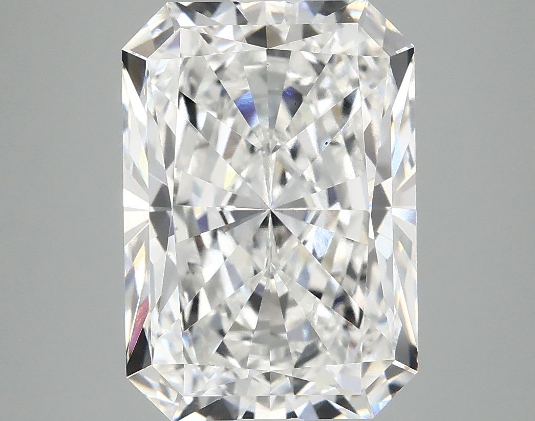 4.96 ct. radiant Lab Grown Diamond front image