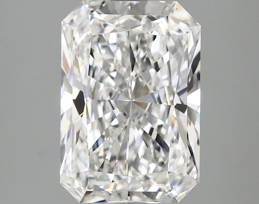 2.40 ct. radiant Lab Grown Diamond front image