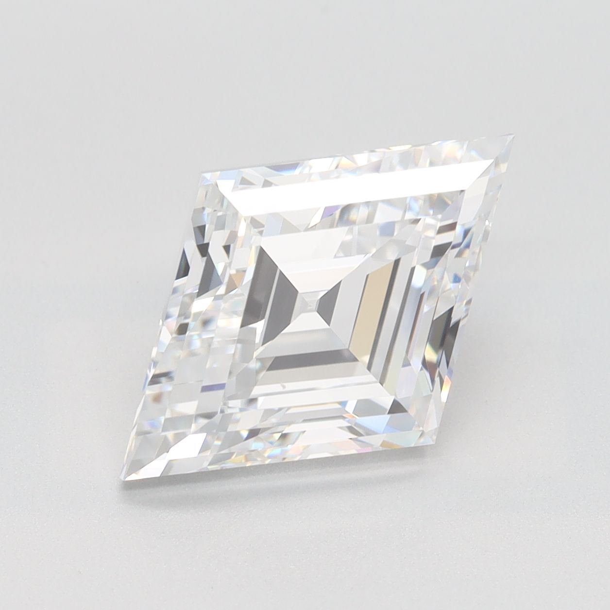 3.05 ct lab-grown Lozenge Diamond