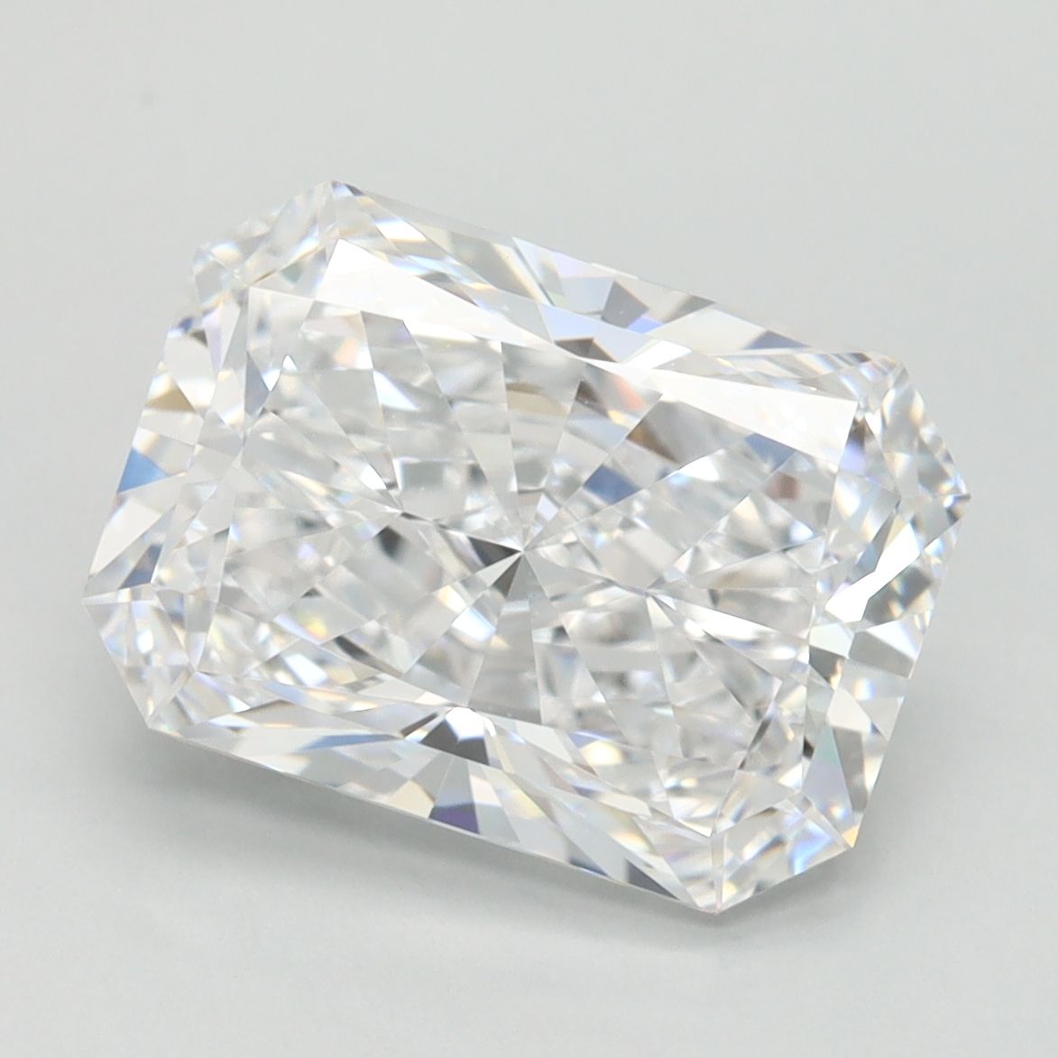 3.54 ct. radiant Lab Grown Diamond front image