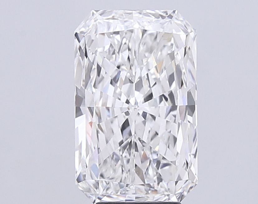 5.01 ct. radiant Lab Grown Diamond front image