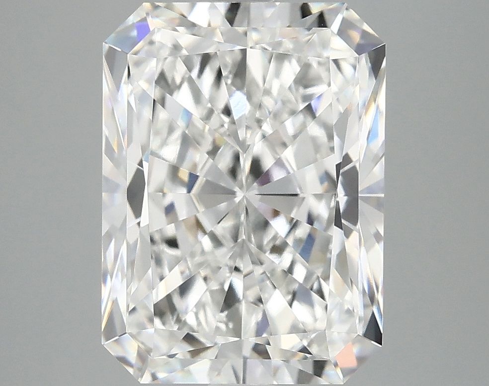 4.90 ct. radiant Lab Grown Diamond front image