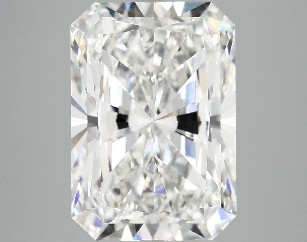4.99 ct. radiant Lab Grown Diamond front image