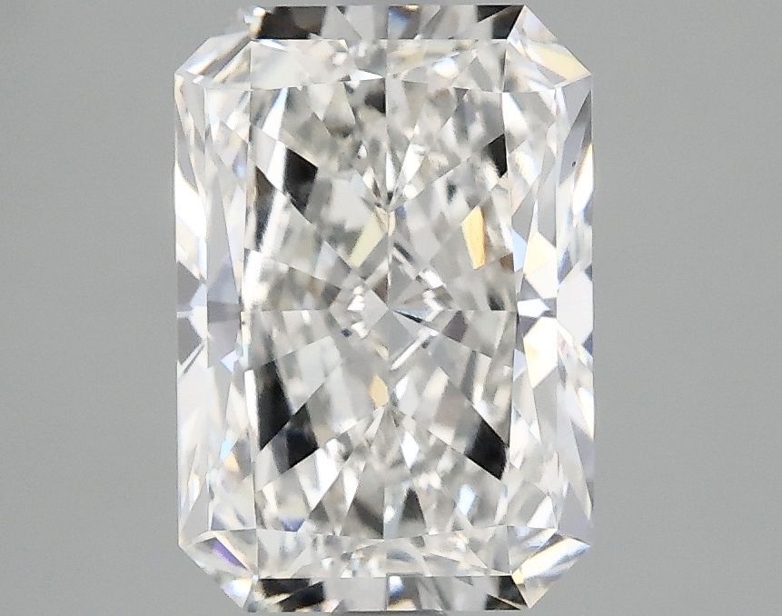 2.53 ct. radiant Lab Grown Diamond front image