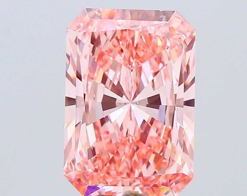 7.00 ct. radiant Lab Grown Diamond front image