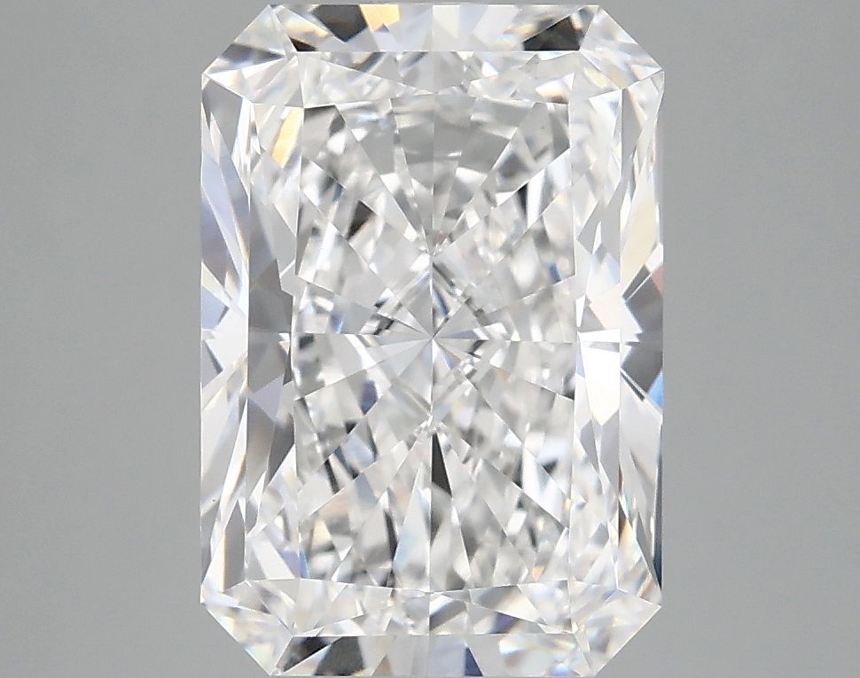 4.03 ct. radiant Lab Grown Diamond front image